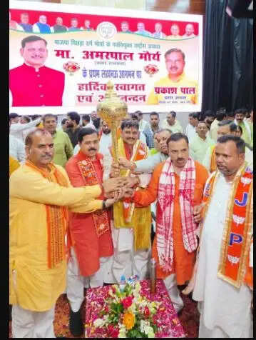 सपा व कांग्रेस ने पिछड़े वर्गों को वोट बैंक के रूप में इस्तेमाल किया : अमरपाल मौर्य