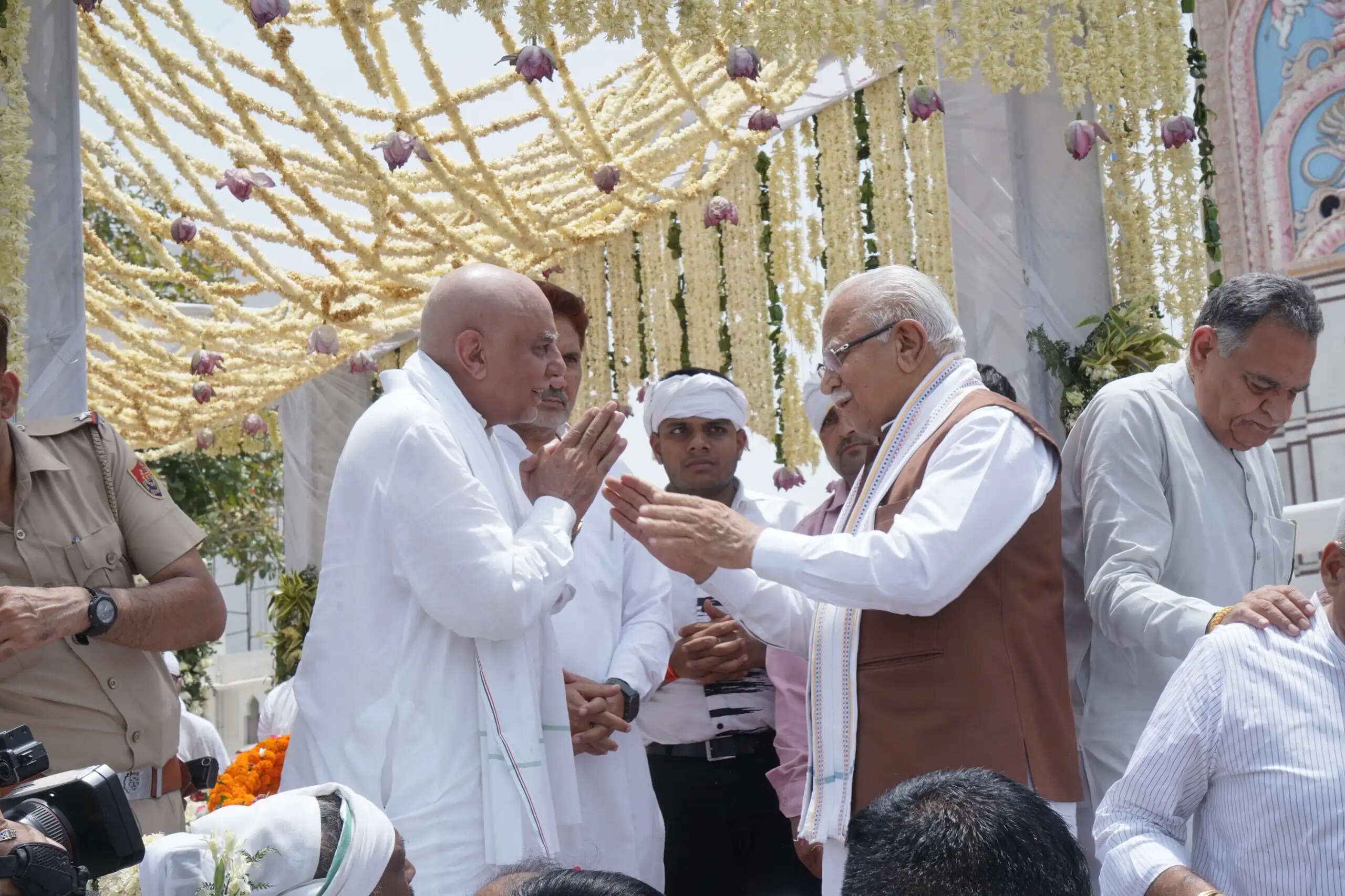 हिसार: पूर्व सांसद के गो-भक्त पिता नंद किशोर गोयनका पंचतत्व में विलीन
