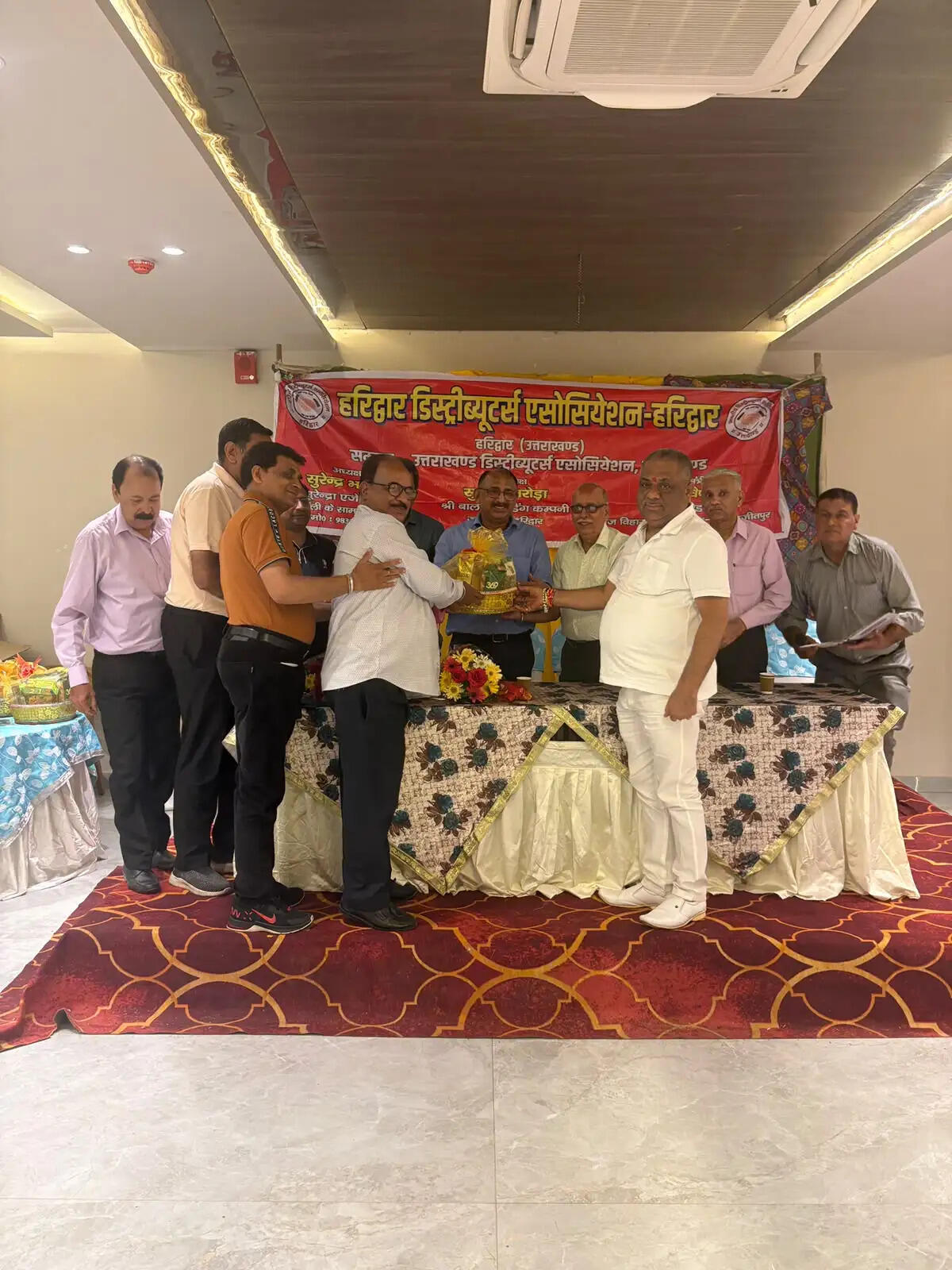खाद्य सुरक्षा विभाग ने डिस्ट्रीब्यूटर्स के साथ बैठक में दी फ़ूड सेफ्टी के नए नियमों की जानकारी