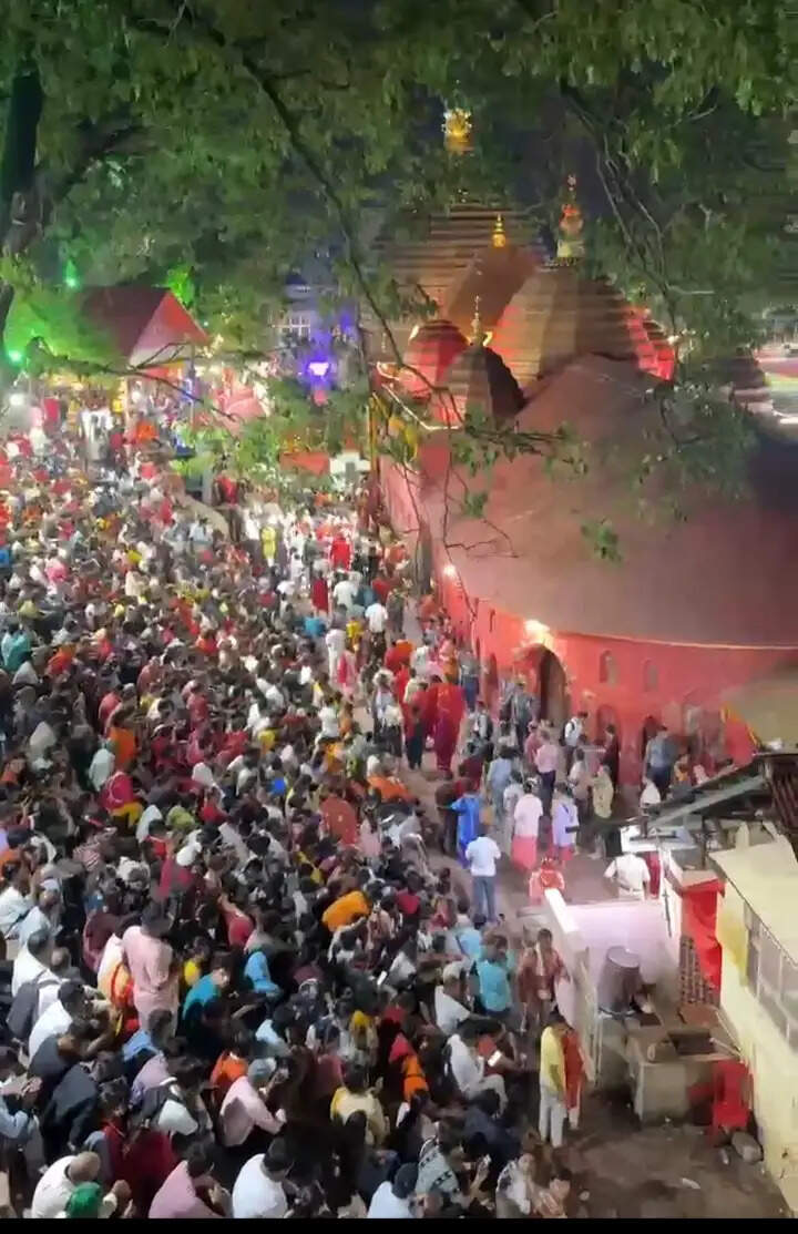 कामाख्या धाम में उमड़ा आस्था का सैलाब, चौथे दिन शाम तक लाखों श्रद्धालुओं ने की आराधना; कल खुलेगा मां के कपाट