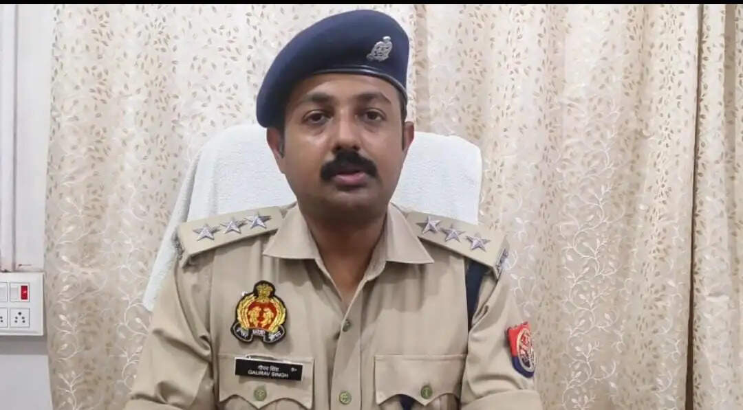 देवरिया: गन्ने के खेत में मानव सिर का कंकाल मिलने से सनसनी, पहचान में जुटी पुलिस