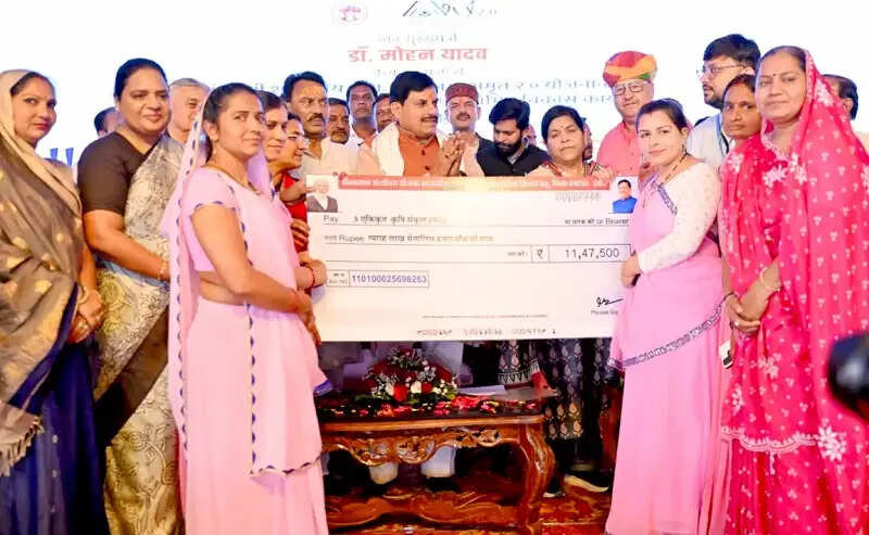 प्रदेश में विकास को बनाया गया है राष्ट्रनिर्माण का आधार : मुख्यमंत्री डॉ. यादव