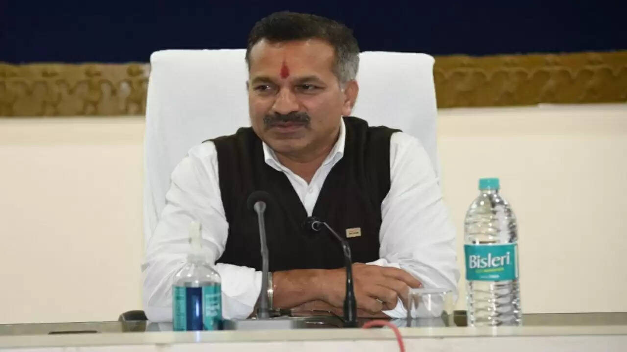 सरगुजा: जिले में अब हर सोमवार होगी विभागीय समीक्षा, कलेक्टर ने तय किया विस्तृत कार्यक्रम