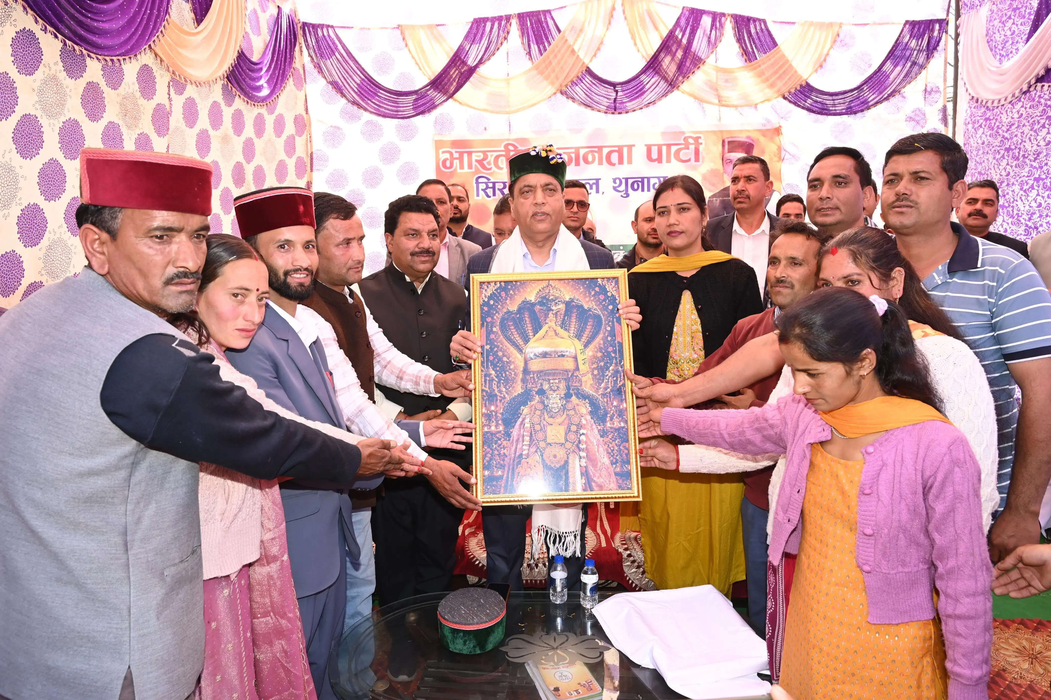 राहुल गांधी ने अपनी गैर-जिम्मेदाराना हरकतों से देश को शर्मसार किया : जयराम ठाकुर