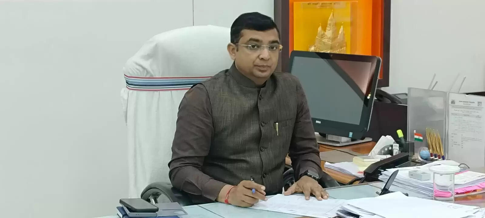 नालंदा जिले में एवोकाडो नर्सरी विकास को लेकर डीएम ने की समीक्षा