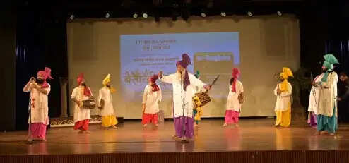 बैशाखी महोत्सव का रंगारंग समापन : भांगड़ा एवं गतका ने दर्शकों में भरा रोमांच