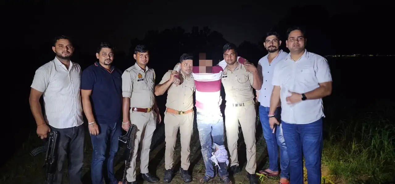 पुलिस मुठभेड़ : 25 हजार का इनामी बदमाश घायल