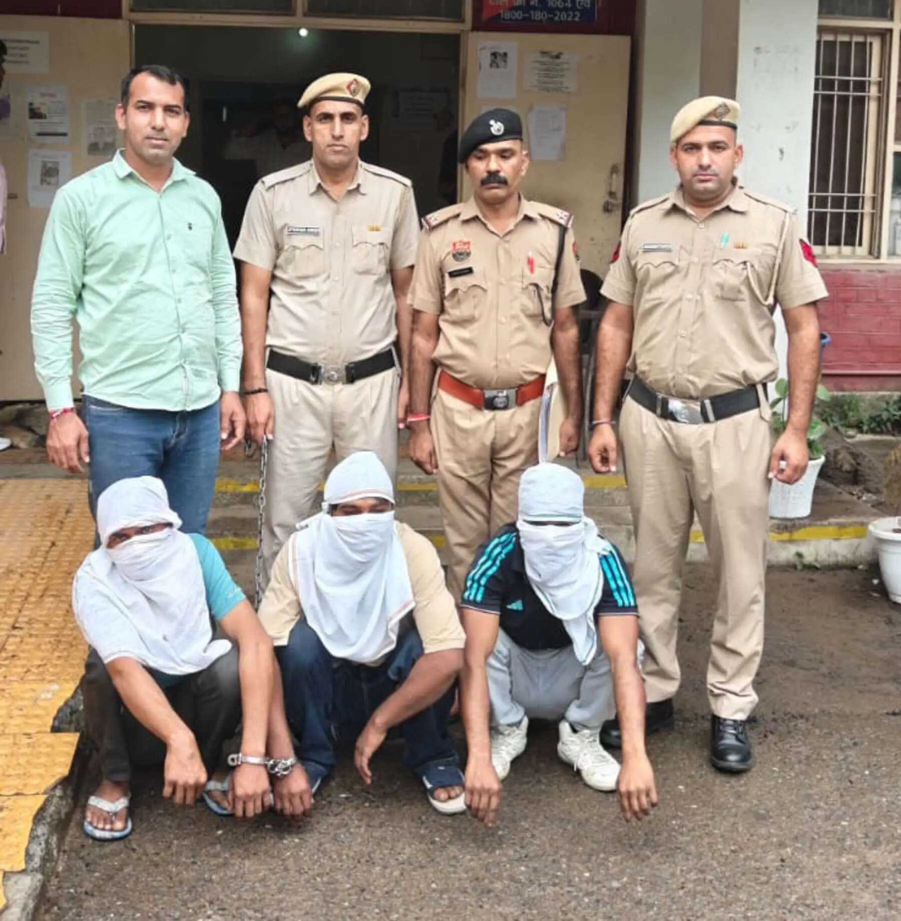 गुरुग्राम: क्रेडिट कार्ड रिवॉर्ड पॉइंट के नाम पर 1.90 लाख की ठगी