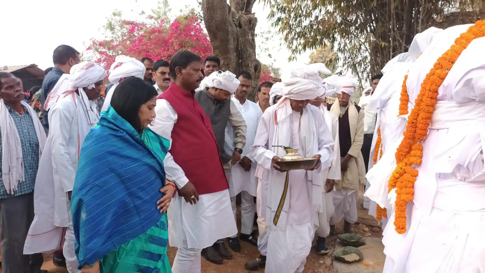 धरती पर आने जाने के बीच किए गए कार्य ही बनाते हैं स्मरणीय : अर्जुन मुंडा