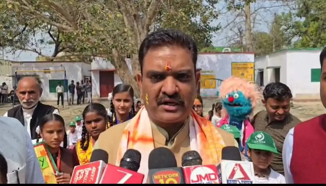कन्नौज: मंत्री असीम अरुण ने बच्चों संग जगाया स्वावलंबन और स्वच्छता का संस्कार