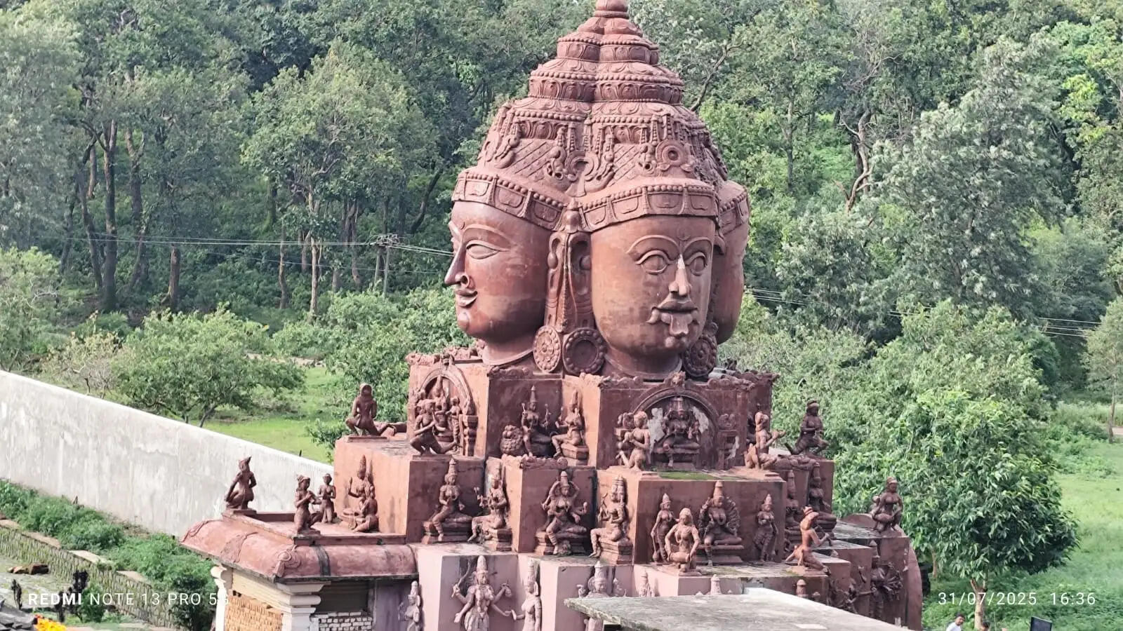 अनूपपुर: नर्मदा नगरी में पर्यटकों से अलग-अलग 7 जगहों पर शुल्क वसूली, श्रद्धालु परेशान