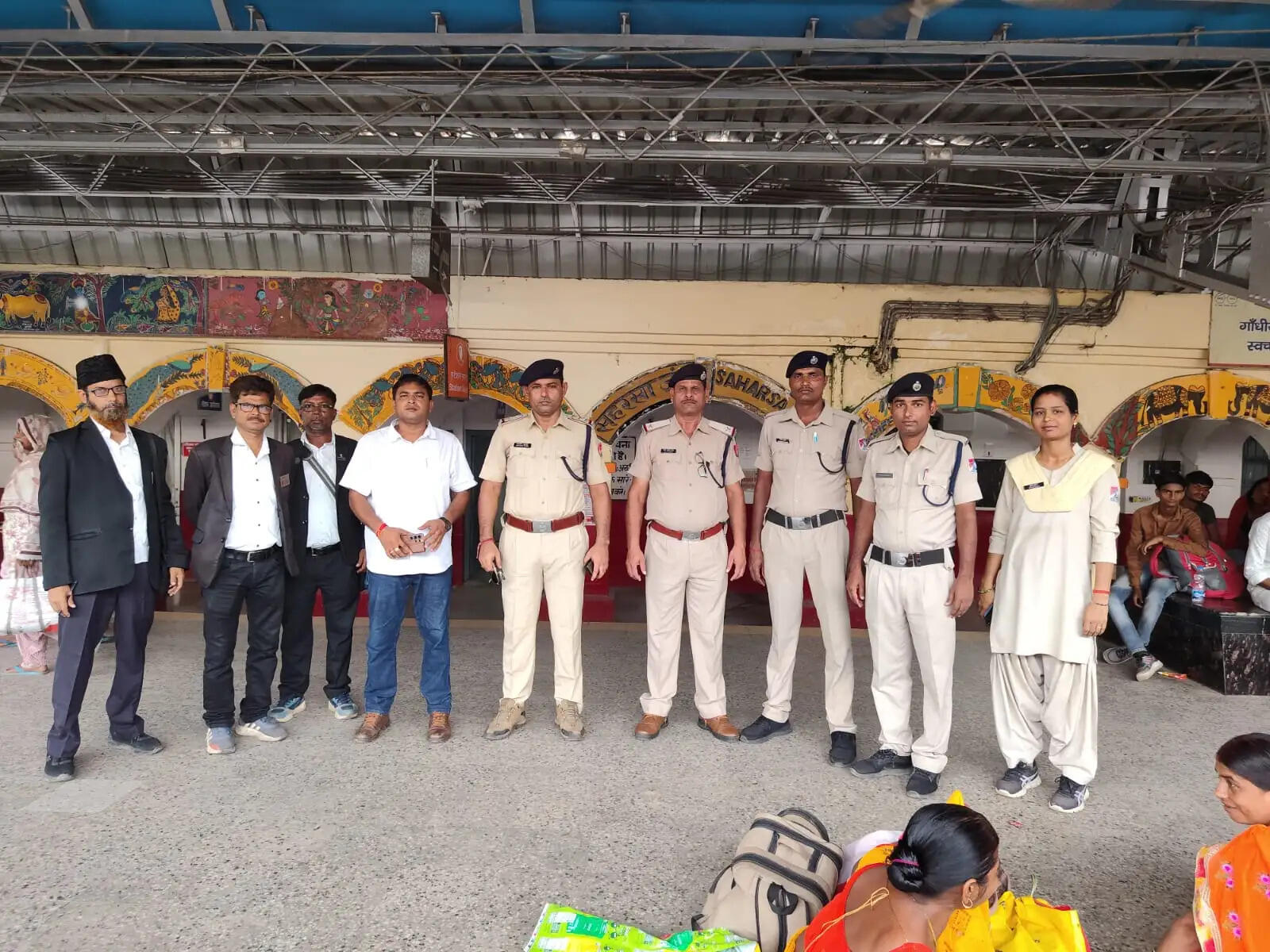 पुणे सुपौल एक्सप्रेस,जानकी एक्सप्रेस व अन्य ट्रेनों में सघन टिकट जांच अभियान