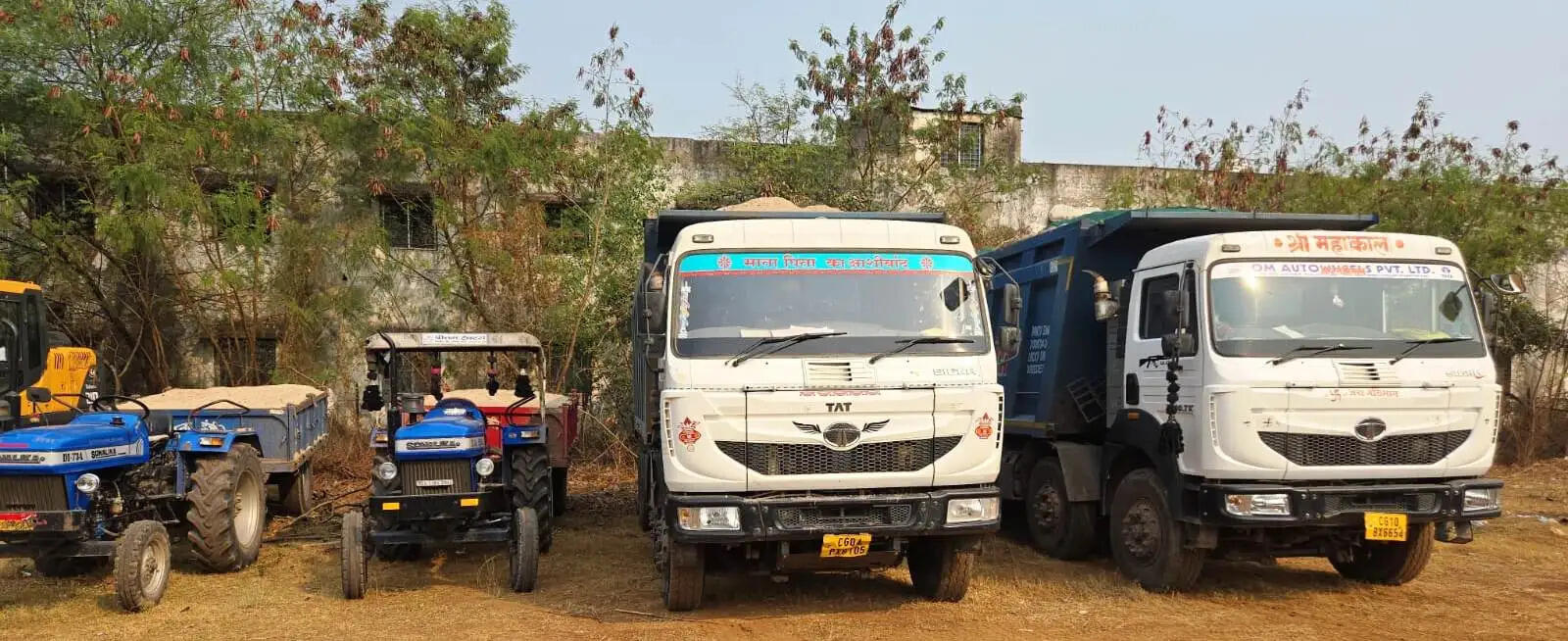 खनिजों के अवैध उत्खनन व परिवहन भण्डारण पर कार्रवाई, 12 ट्रैक्टर व 3 हाइवा जब्त