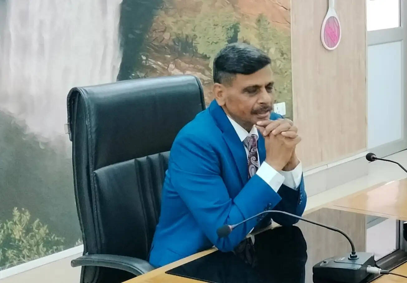 जनहित के 35 विकास कार्यों को हरी झंडी, ‘दोहराव नहीं’ पर सख्त मण्डलायुक्त