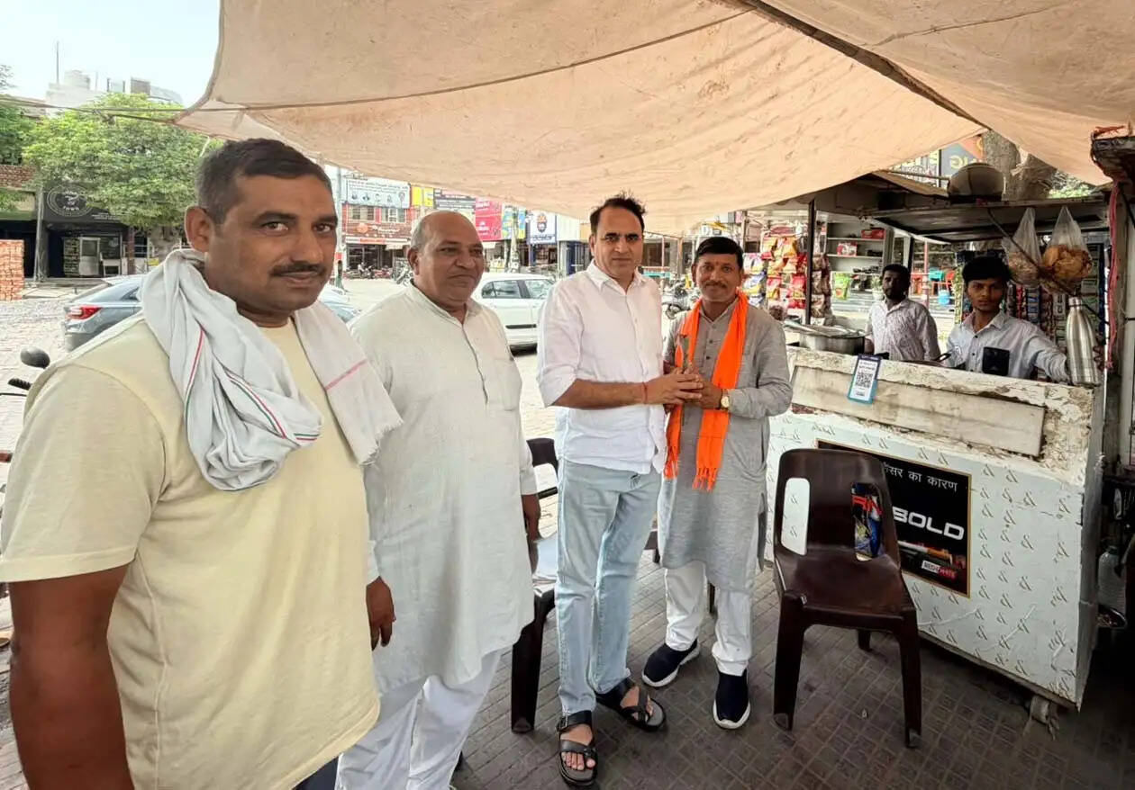 हिसार : जनता की आशाओं के अनुरूप काम कर रही भाजपा सरकार व संगठन : वेद फूलां