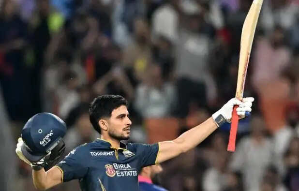 आईपीएल 2026 : शुभमन गिल के शतक ने छीनी सूर्यवंशी की चमक, गुजरात टाइटंस तीसरी बार फाइनल में
