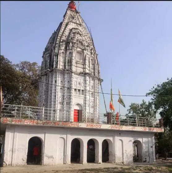 आस्था से अर्थ : 300 साल पुराने अल्पज्ञात सिद्धनाथ धाम का सौंदर्यीकरण अंतिम चरण में