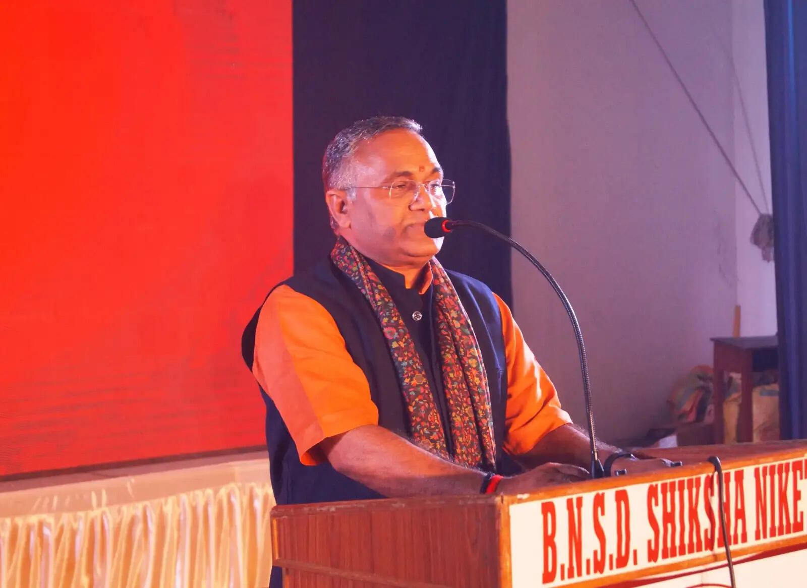 वंदे मातरम के 150वें वर्ष पर बीएनएसडी शिक्षा निकेतन में सजी पुनर्नवा सांस्कृतिक संध्या