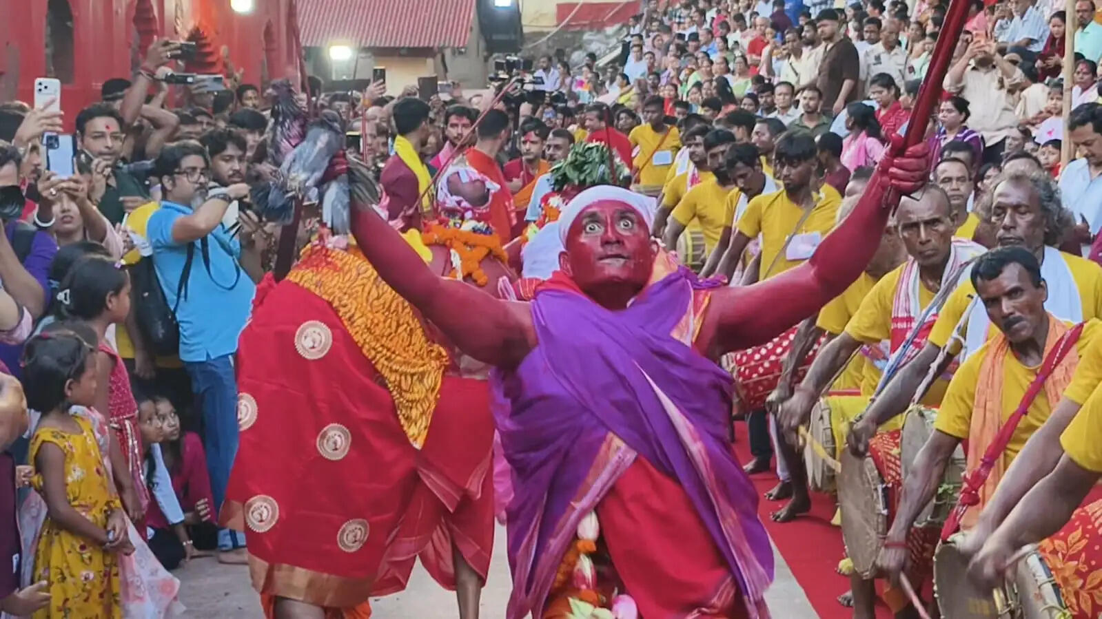 कामाख्या मंदिर में देवधानी उत्सव: मां मनसा पूजा के अवसर पर तीन दिवसीय भव्य आयोजन