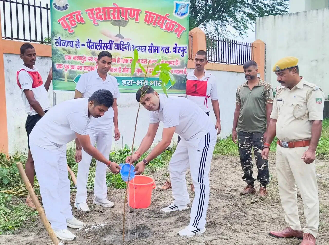 45वीं वाहिनी एसएसबी मुख्यालय परिसर में वृहद पौधरोपण कार्यक्रम आयोजित
