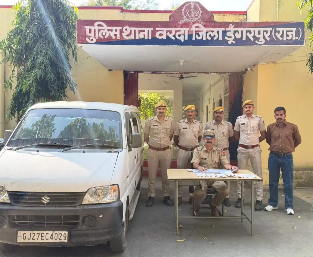 डूंगरपुर बस स्टैंड सहित जिले भर में हुई आधा दर्जन लूट की वारदातों का खुलासा