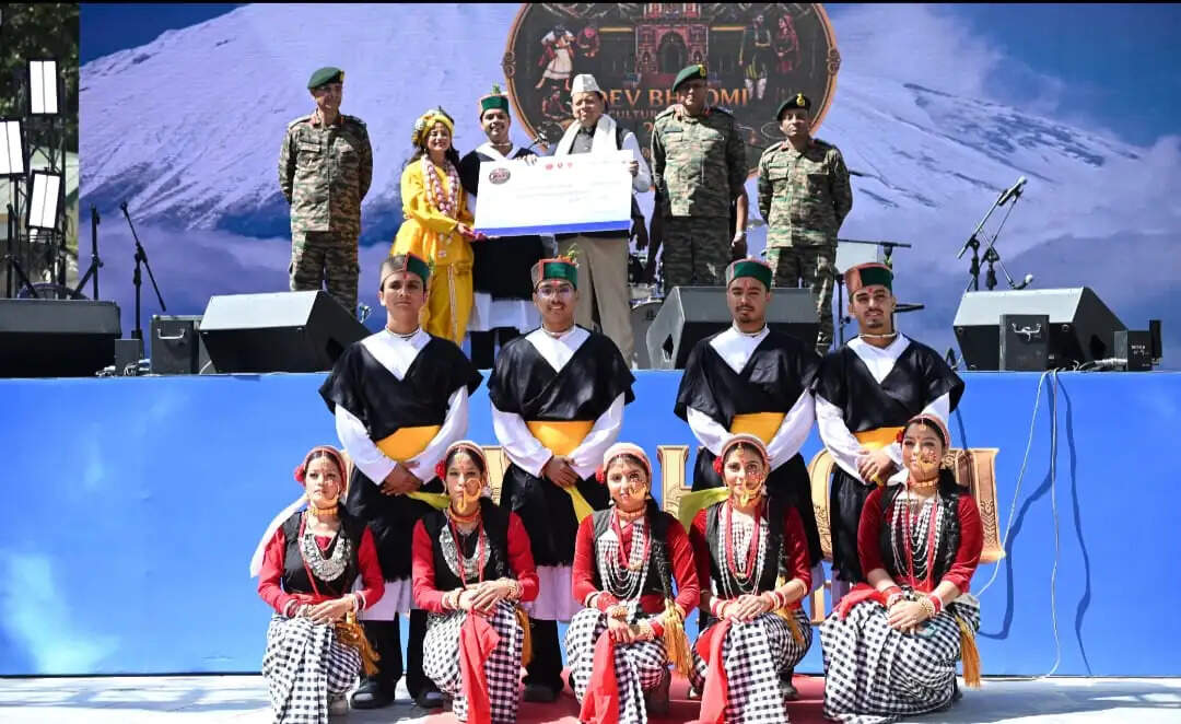 देवभूमि की लोक संस्कृति हमारी पहचान एवं नई पीढ़ी को जड़ो से जोड़ना सामूहिक जिम्मेदारी :- मुख्यमंत्री