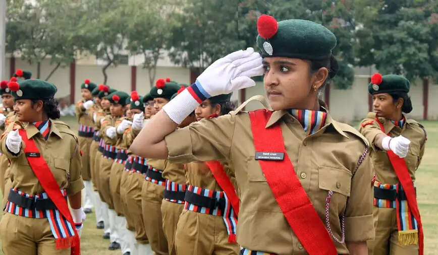 इतिहास के पन्नों में 10 जुलाई : जब महिलाओं को मिली एनसीसी में नई उड़ान