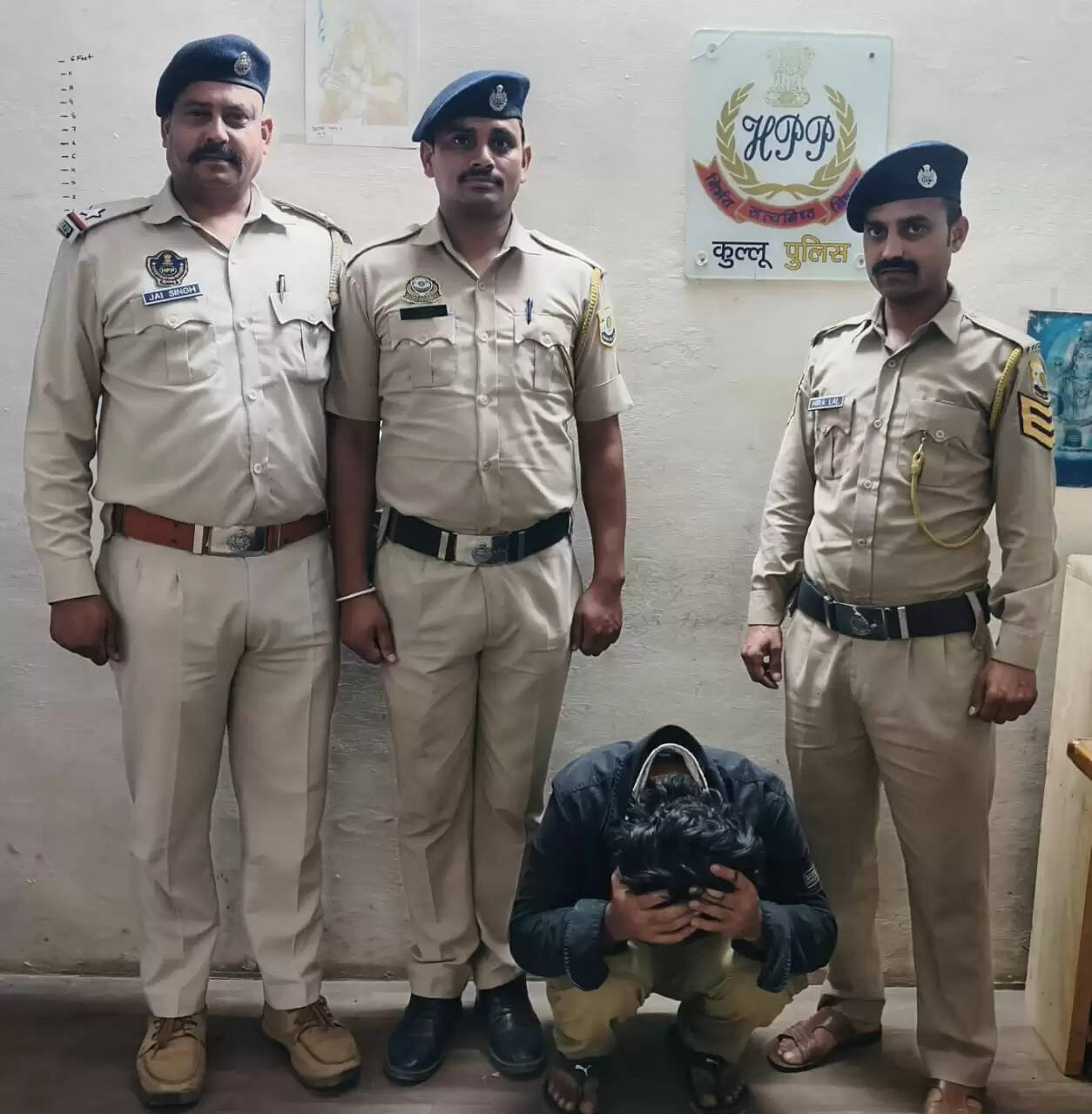 मणिकर्ण घाटी में 137 ग्राम चरस के साथ एक गिरफ्तार