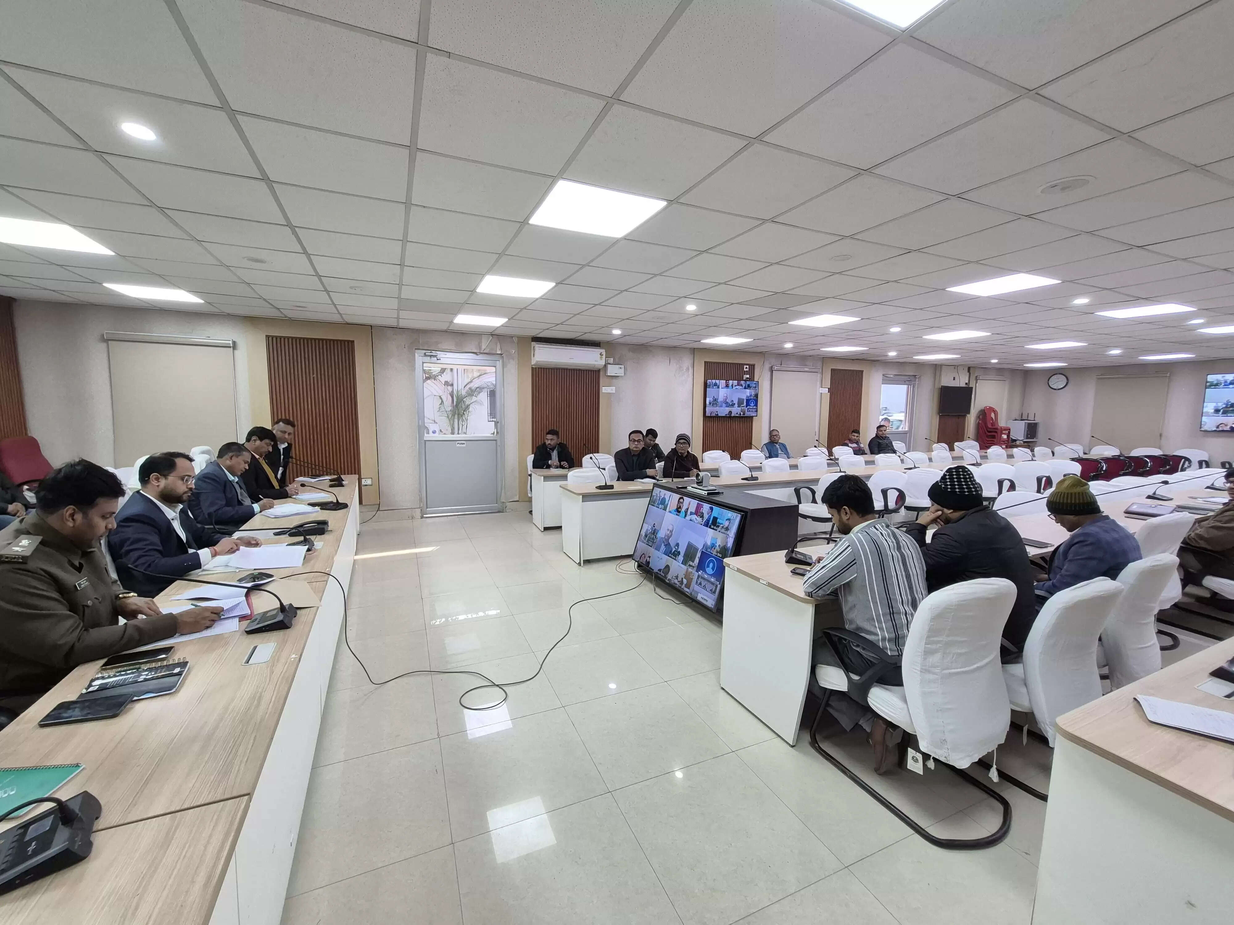 सरस्वती पूजा को लेकर जिला प्रशासन द्वारा की गई बैठक