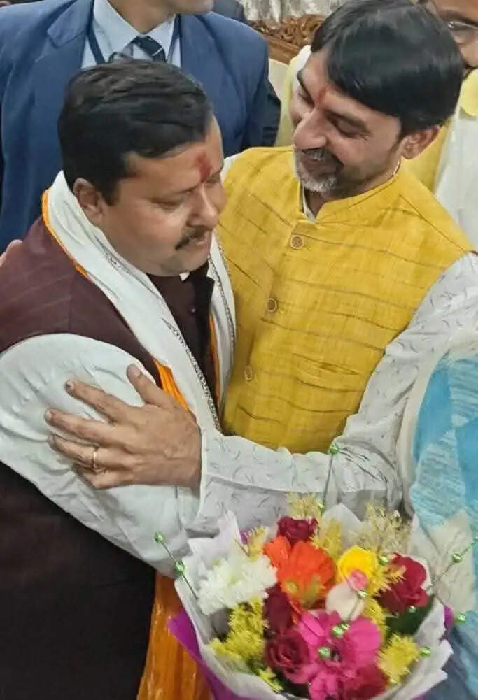 राज्यसभा उम्मीदवार बनाए जाने पर दी बधाई