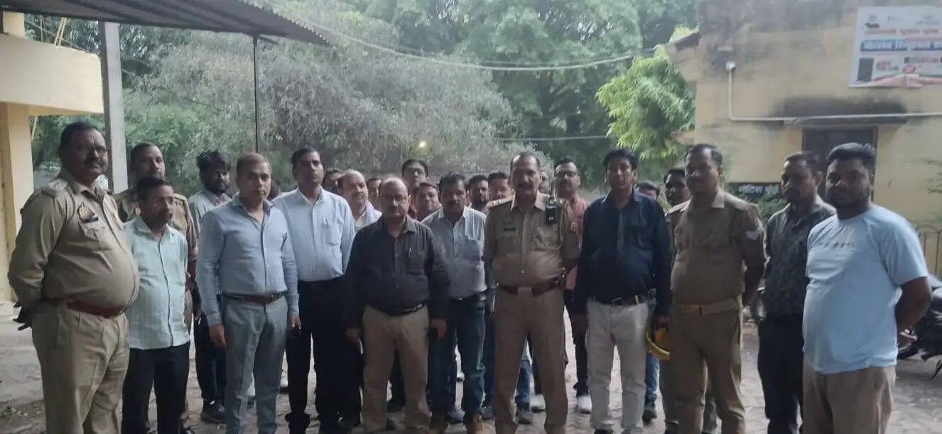 बरेली में बिजली चोरी के मामले में नौ उपभोक्ताओं पर मुकदमा दर्ज