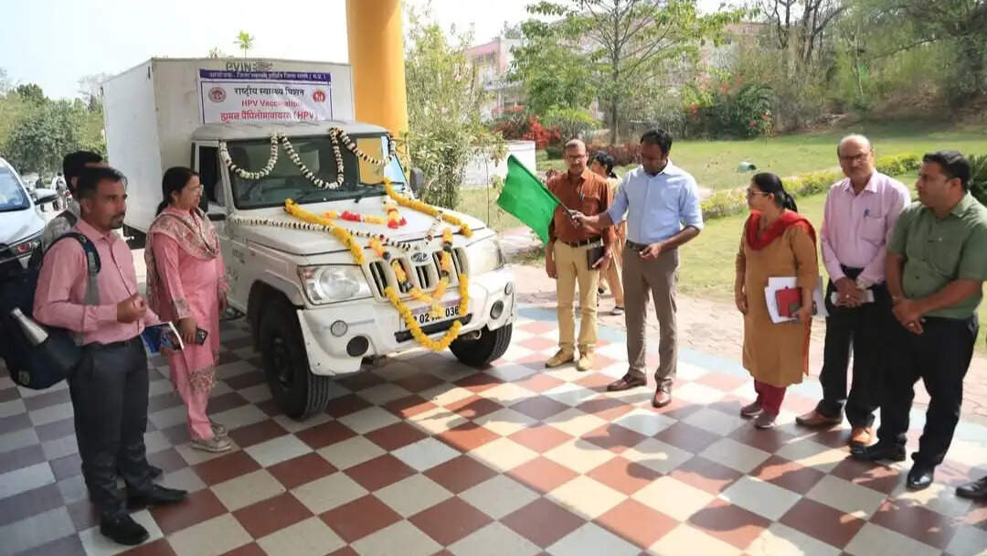 सागरः जिले में सर्वाइकल कैंसर के खिलाफ जंग: 14-15 वर्ष की बेटियों को लगेगा मुफ्त सुरक्षा कवच