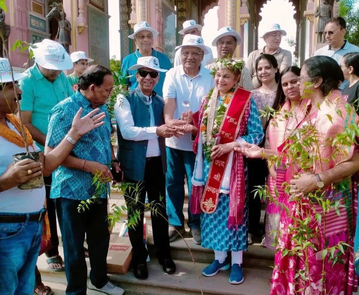 जयपुर में वॉटर लेडी ऑफ इंडिया अमला रुइया का भव्य हुआ अभिनंदन