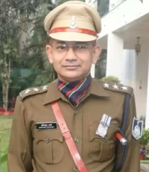 मंत्रालय के मुख्य सुरक्षा अधिकारी शर्मा अति-उत्कृष्ट सेवा पदक से सम्मानित