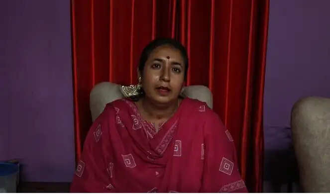चुनाव में पराजय के बाद उभरने लगा तृणमूल का अंतर्कलह, पूर्व जिला अध्यक्ष पापिया घोष&nbsp;ने लगाया पार्टी में ‘मालिक-नौकर’ संस्कृति का आराेप