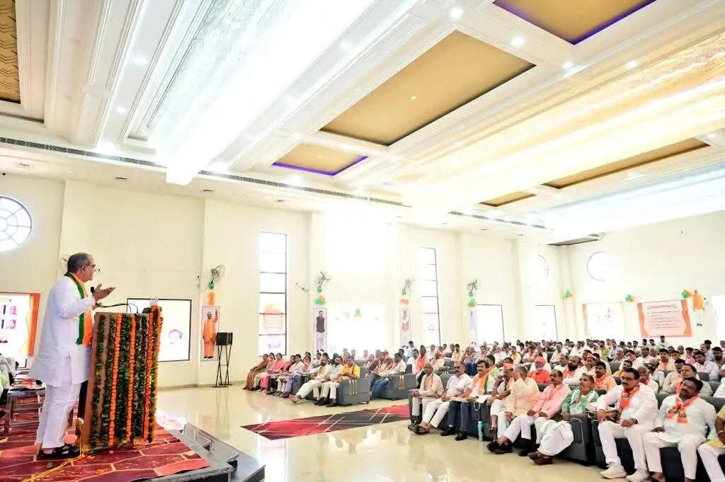संगठन की मजबूती के लिए कार्यकर्ताओं की सक्रियता, समर्पण एवं निरंतर जनसंपर्क आवश्यक : चौधरी भूपेंद्र सिंह