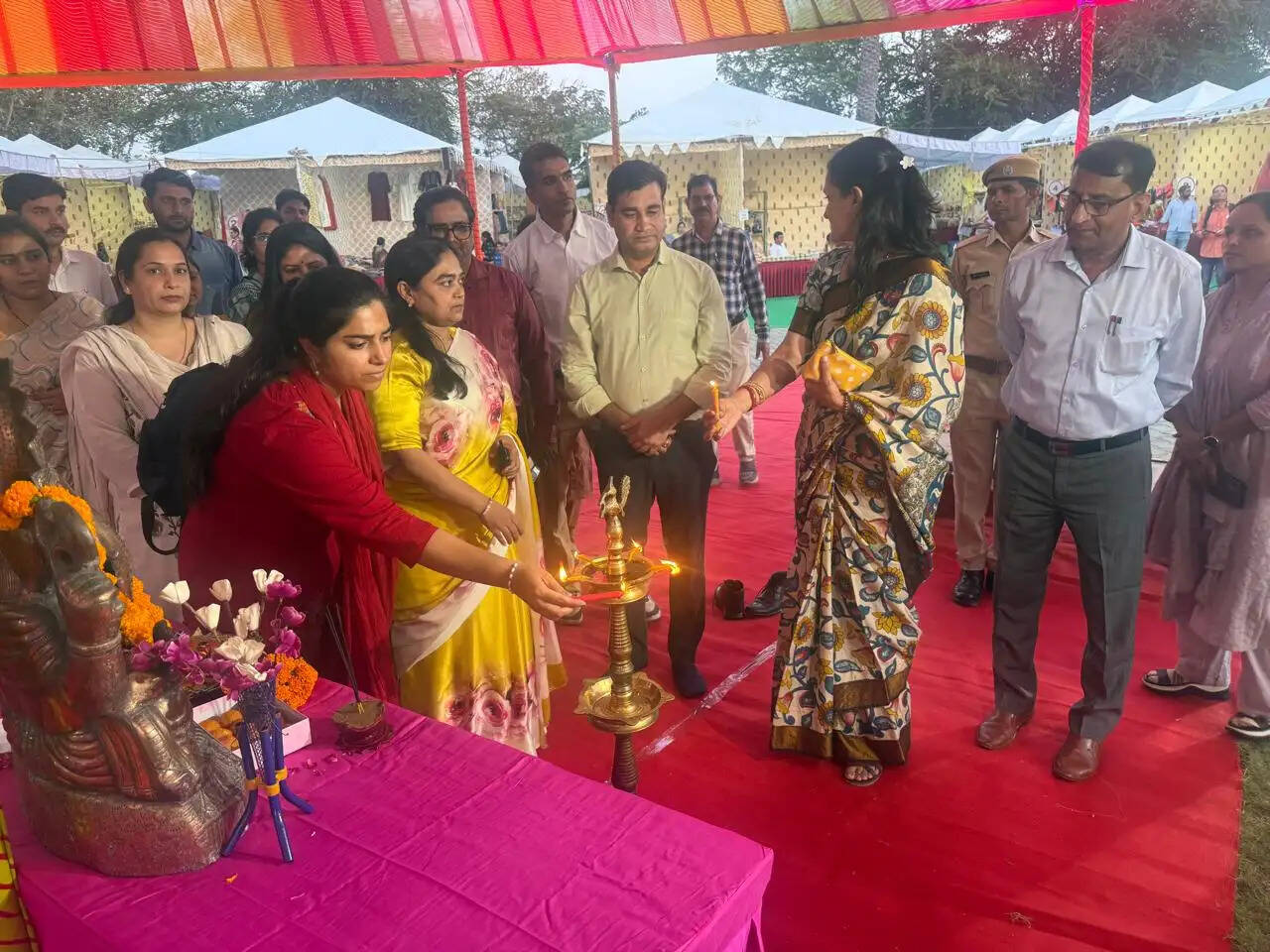 जवाहर कला केंद्र में सजा अमृता हाट: प्रदेश के 170 महिला समूहों के उत्पादों की प्रदर्शनी
