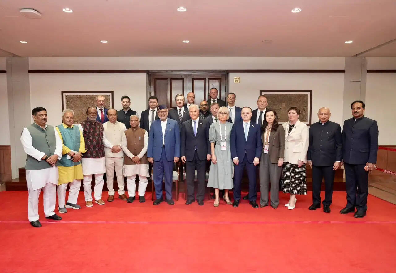 राज्यसभा के सभापति सीपी राधाकृष्णन से मिले रूसी संसदीय प्रतिनिधिमंडल, आतंकवाद के खिलाफ सहयोग पर चर्चा