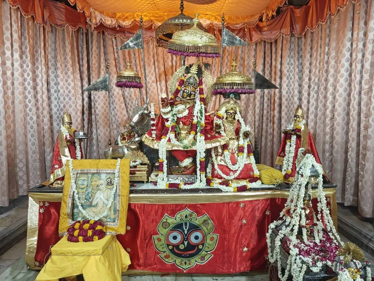 रूठे मानसून को मनाने के लिए गोविंद देवजी मंदिर में रविवार को होगा सुवृष्टि पर्जन्य गायत्री महायज्ञ