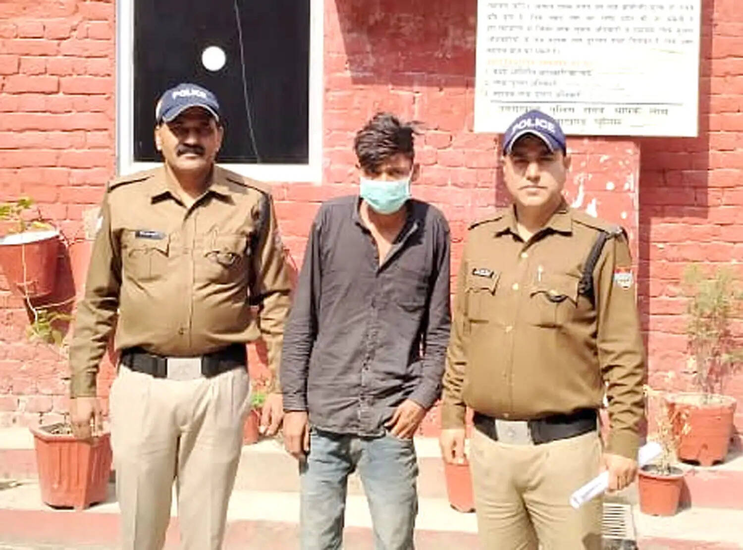 भीख मंगवाने के लिए किया था दो साल की मासूम का अपहरण, आरोपित गिरफ्तार