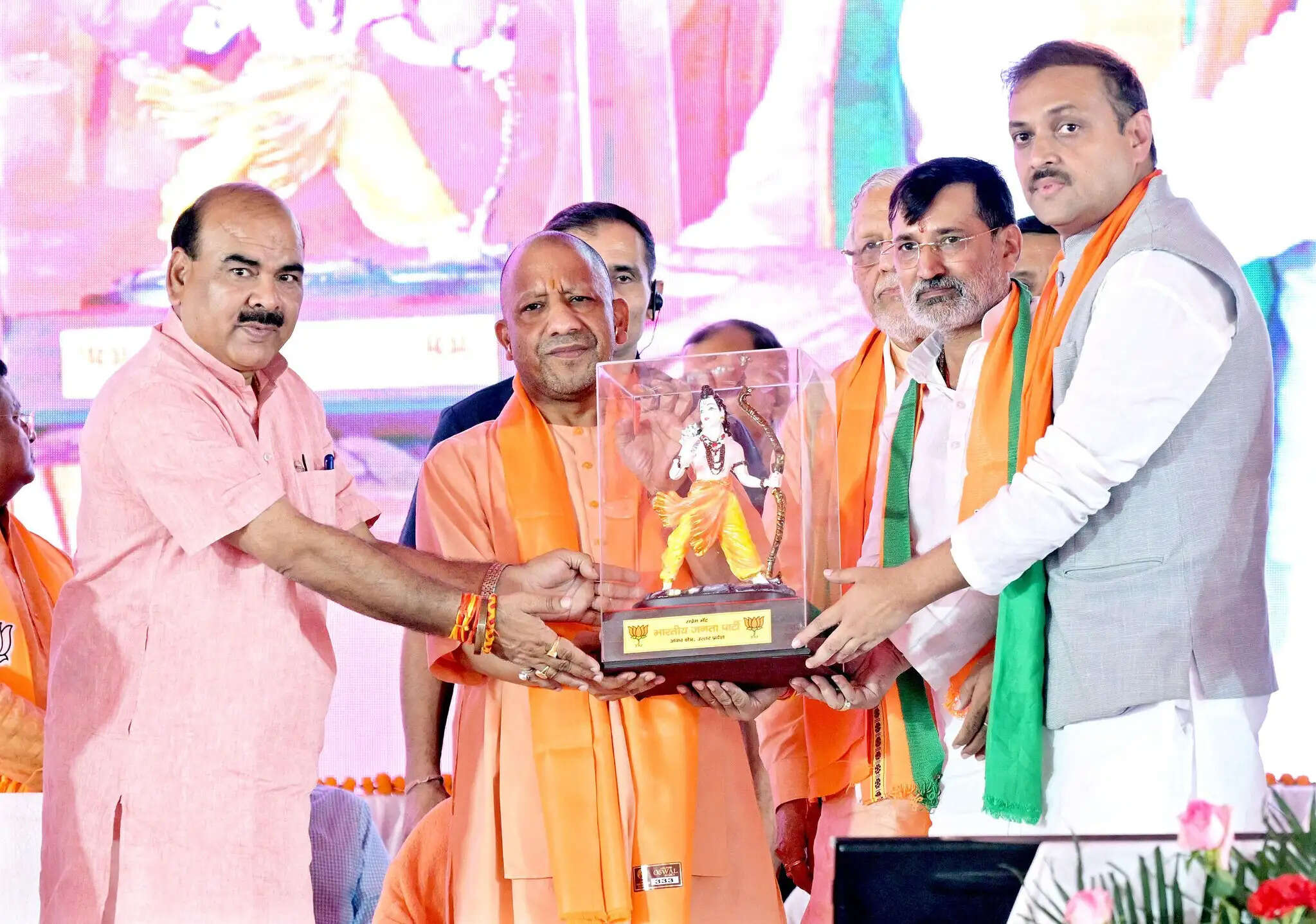 2017 से पहले सपा के पेशेवर गुंडे शिक्षण संस्थानों में हावी थे: योगी आदित्यनाथ