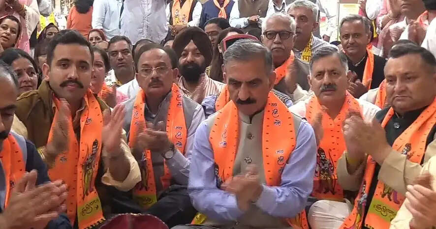राम मंदिर में पूजा के बाद मुख्यमंत्री सुक्खू का भाजपा पर हमला, बोले- चढ़ावे में गड़बड़ी पैसे नहीं, आस्था की चोरी