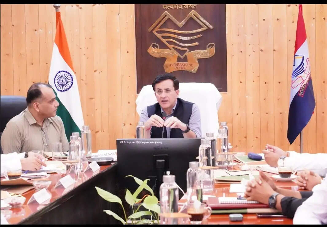 आतंकवाद, सीमा सुरक्षा और चुनाव को लेकर पुलिस अलर्ट, सोशल मीडिया पर 24 घंटे निगरानी के निर्देश