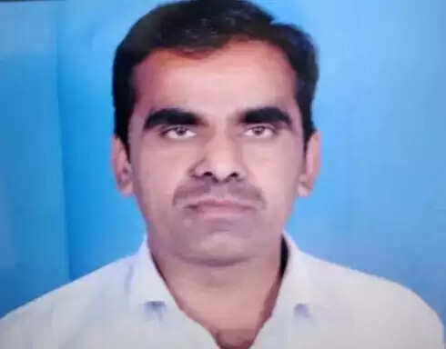 प्राइवेट स्कूल के टीचर ने आत्महत्या की