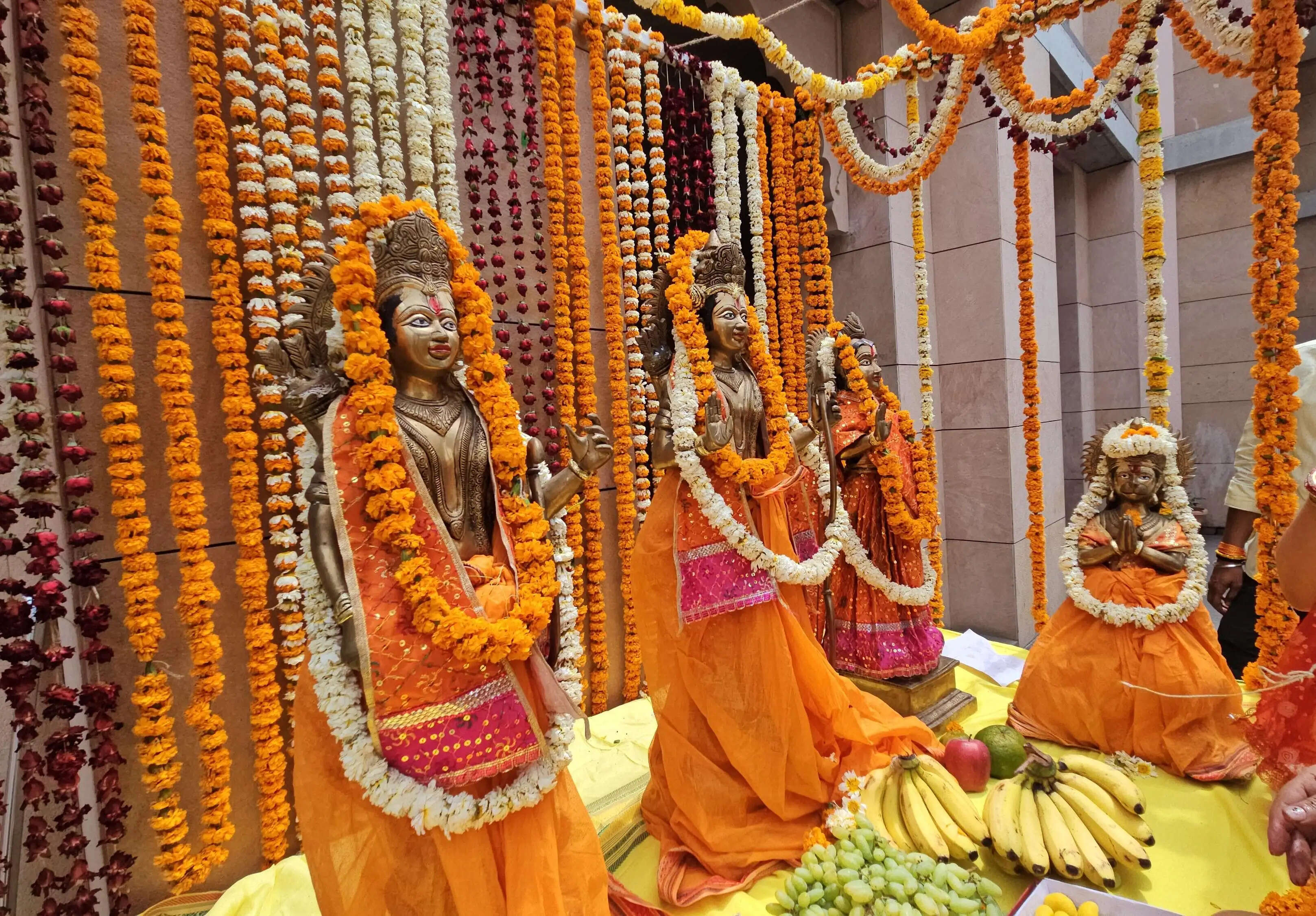 श्री काशी विश्वनाथ धाम में रामदरबार का पूजन,रामजन्मोत्सव पर धार्मिक अनुष्ठान