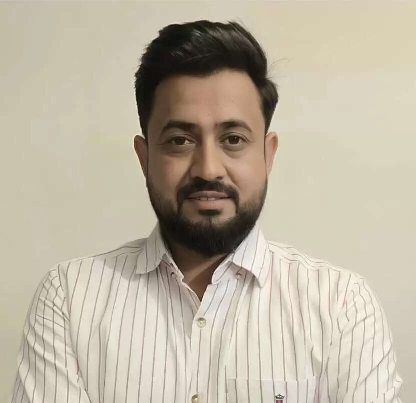 विधवा एवं अनाथ सेस के नाम पर पेट्रोल-डीजल की कीमतों में बढ़ोतरी जनता के साथ धोखा:अजय ठाकुर