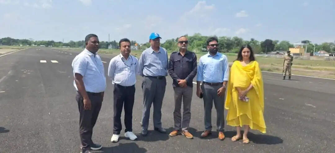 हवाई पर्यटन व एयर स्पोर्ट्स को बढ़ावा देने के लिए छह सदस्यीय टीम ने वीरपुर हवाई अड्डे का किया निरीक्षण