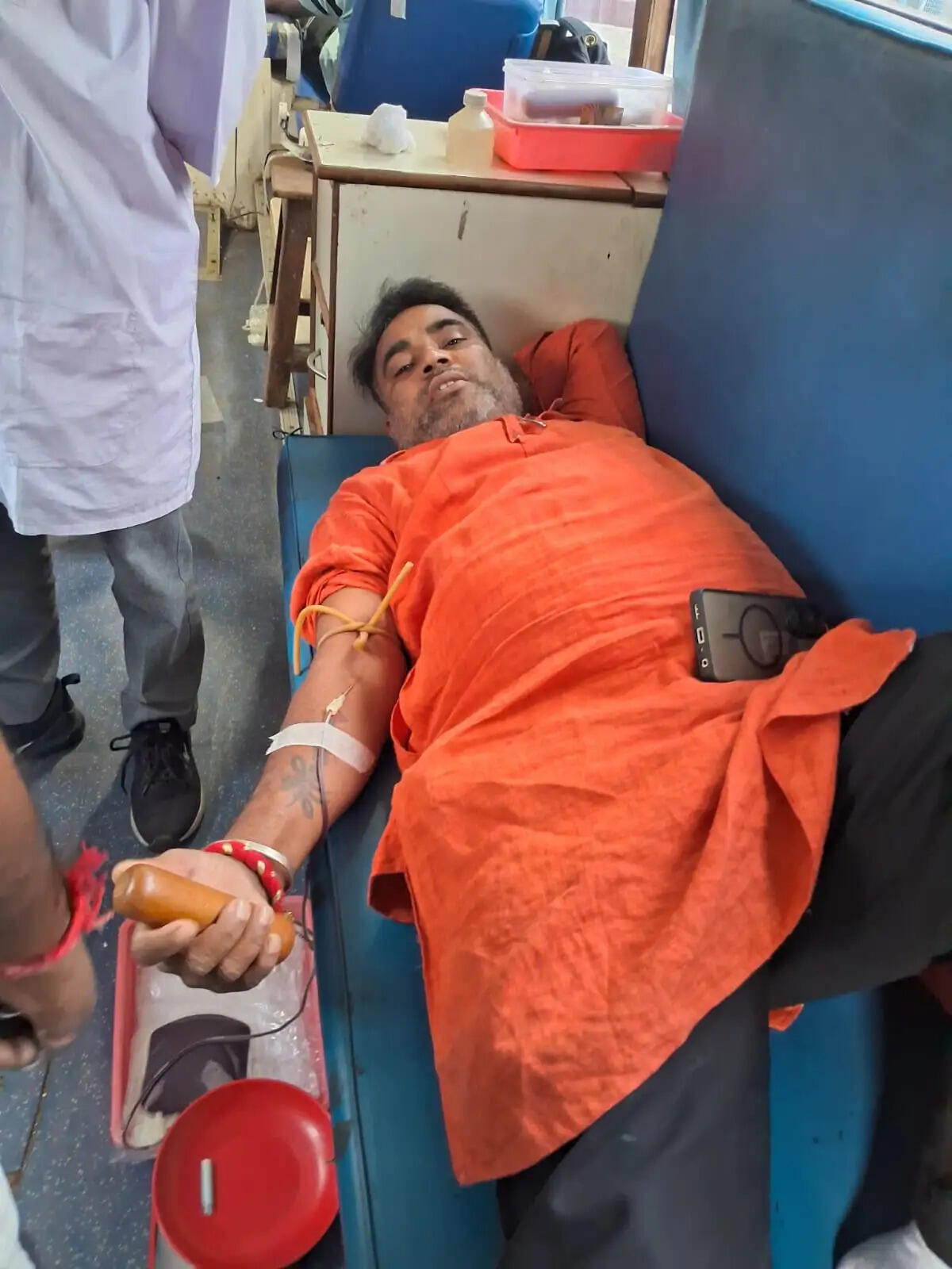 रक्तदान की मिसाल : रिषड़ा के सनी सिंह ने किया 71वां रक्तदान