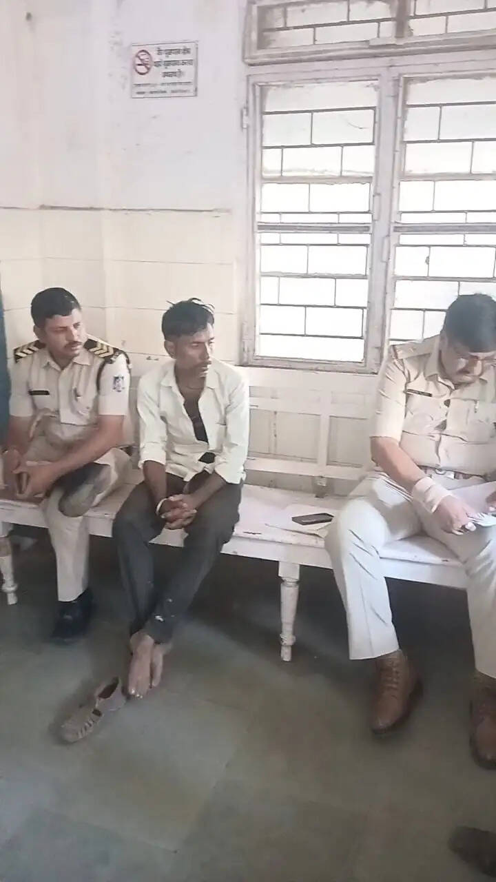 जबलपुर : घर में बंधे हाथों के साथ मिली महिला की लाश, हत्या का मामला दर्ज