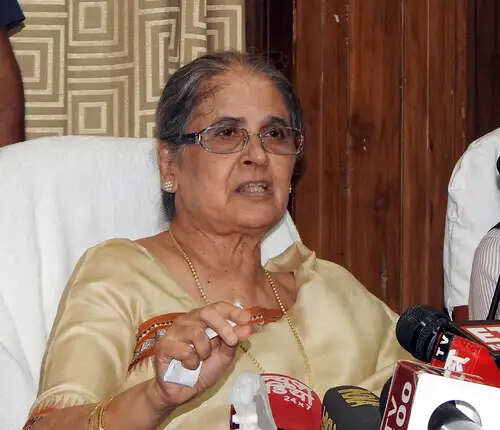 पश्चिम बंगाल सरकार ने यूसीसी मसौदे के अध्ययन के लिए नौ सदस्यीय समिति की अधिसूचित